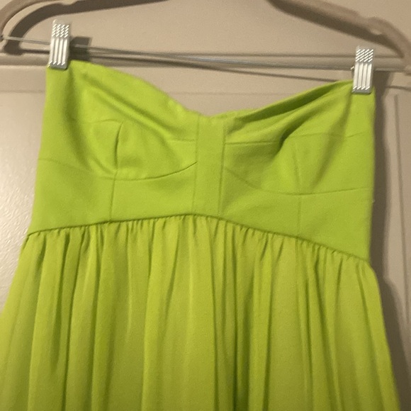 DIANE VON FURSTENBERG DVF ASTI SHORT STRAPLESS KIWI LIME GREEN DRESS Sz 4 - Picture 4 of 11